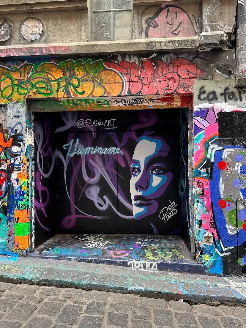 Melbourne street art — Chinatown